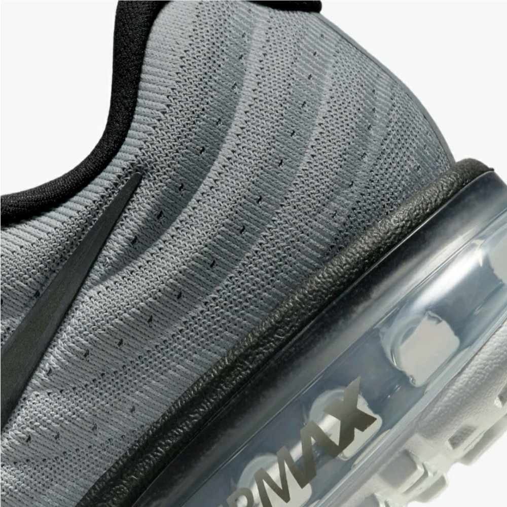 Nike Air Max 2017 Gray and Black Sneakers.  NIB - Picture 6 of 6